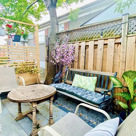 Toronto Bed & Breakfast - Free Parking מראה חיצוני תמונה