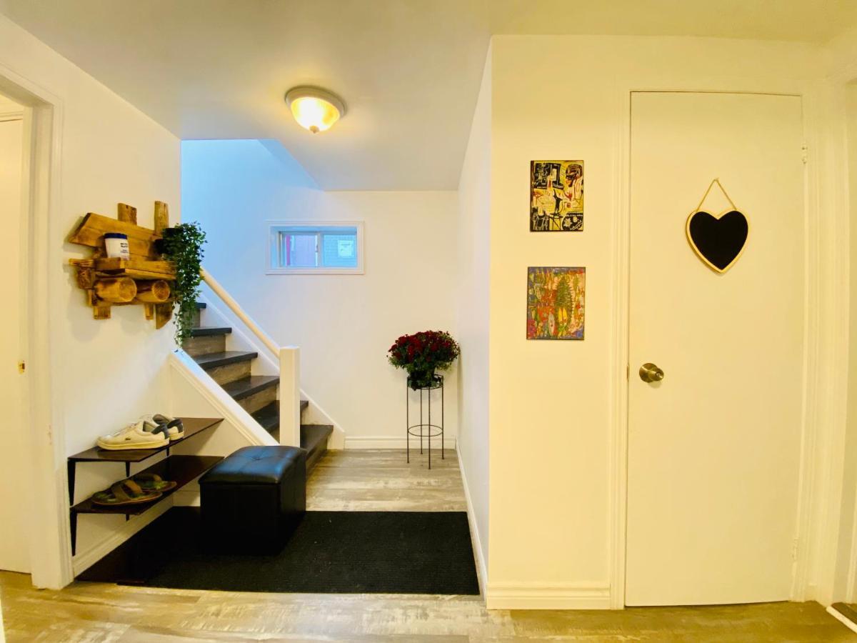 Toronto Bed & Breakfast - Free Parking מראה חיצוני תמונה